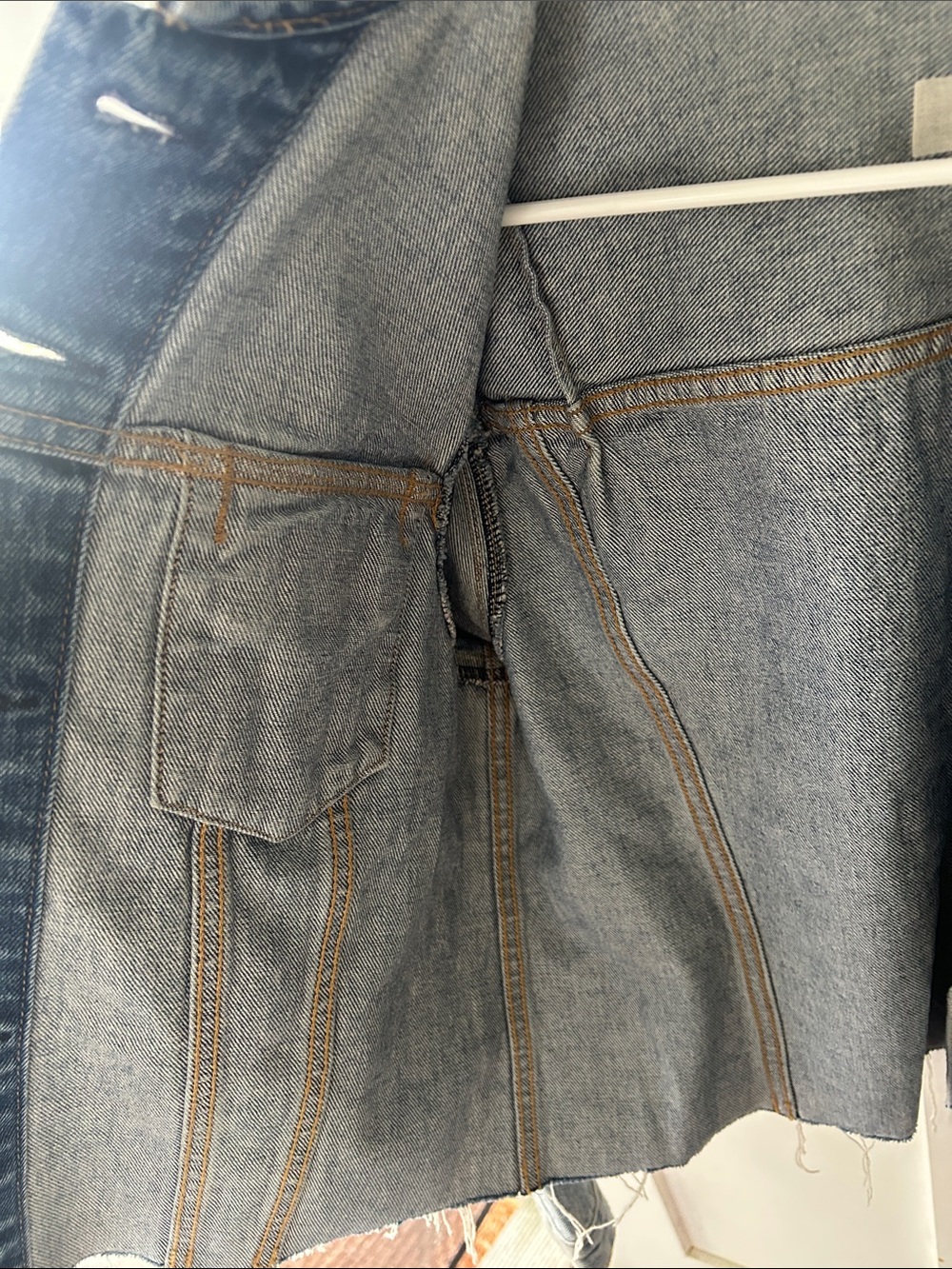 Levi's Altered Trucker L Distressed Light Blue Collarless Denim Jacket - Picture 3 of 5